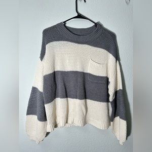 AMERICAN EAGLE | Women’s Medium Stripe Knit Sweater